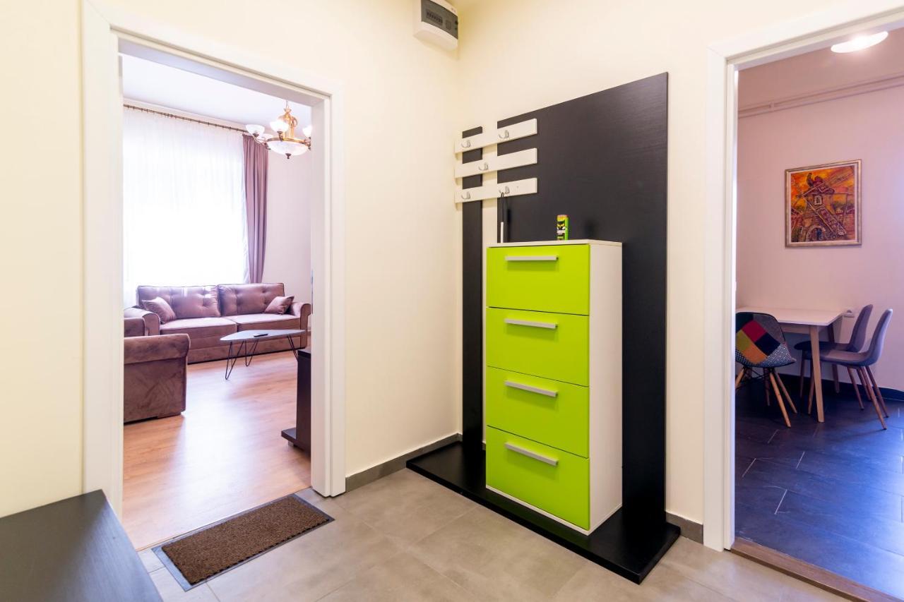Jevrejska - Central Apartment With Free Parking Novi Sad Extérieur photo