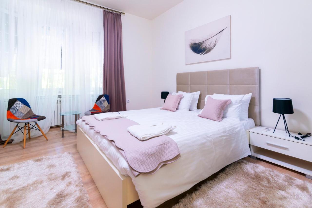 Jevrejska - Central Apartment With Free Parking Novi Sad Extérieur photo
