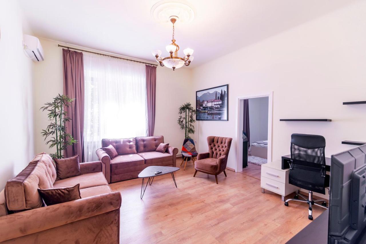 Jevrejska - Central Apartment With Free Parking Novi Sad Extérieur photo
