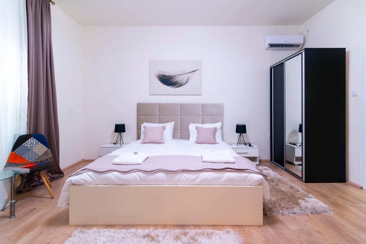 Jevrejska - Central Apartment With Free Parking Novi Sad Extérieur photo